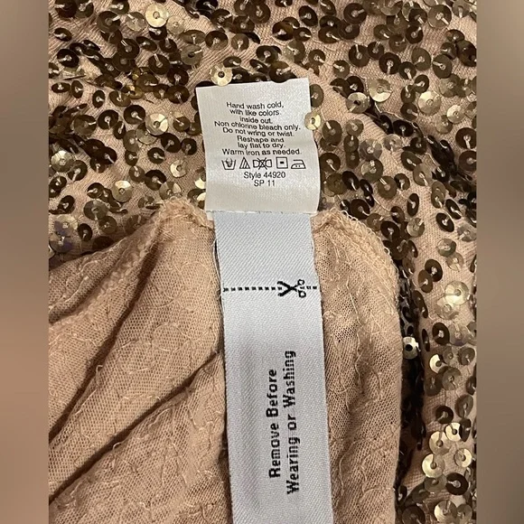 J. Crew Peach Tank Top With All Over Gold Sequins Size S - Picture 6 of 6